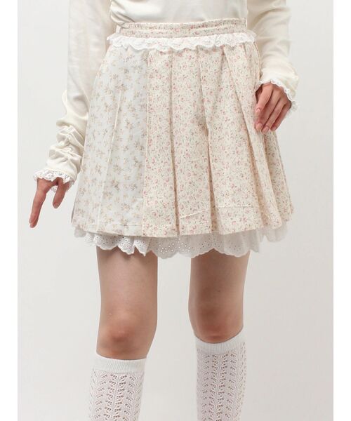 merry jenny(メリージェニー)の「flowerアソートプリーツミニスカート(スカート・レディース・ブルー/ピンク・FREE)」の12枚目の写真