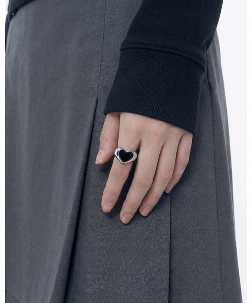 NONENON(ノンノン)の「BLACK LOVE RNG SILVER925(リング・レディース・その他・SMALL/MEDIUM/LARGE)」の2枚目の写真