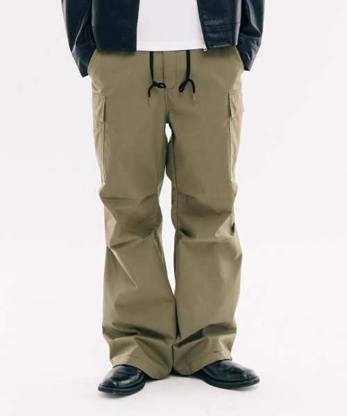 VASTIC(バスティック)の「リップストップカーゴパンツ_カーキ(スウェットパンツ・メンズ・その他・MEDIUM/LARGE)」の1枚目の写真