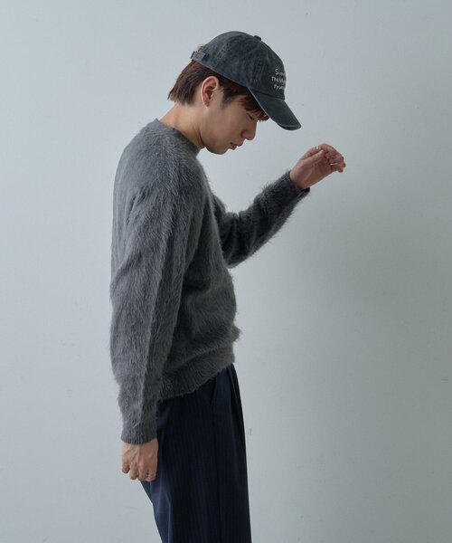WHIMSIC（ウィムジック）の「【UNISEX/2サイズ展開】アンゴラブレンドシャギーニットプルオーバー（ニット/セーター・メンズ・チャコールグレー/ライトベージュ/サックスブルー/レッド・1/2）」の15枚目の写真