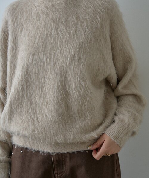 WHIMSIC（ウィムジック）の「【UNISEX/2サイズ展開】アンゴラブレンドシャギーニットプルオーバー（ニット/セーター・メンズ・チャコールグレー/ライトベージュ/サックスブルー/レッド・1/2）」の20枚目の写真