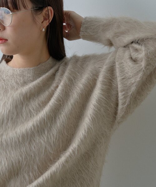 WHIMSIC（ウィムジック）の「【UNISEX/2サイズ展開】アンゴラブレンドシャギーニットプルオーバー（ニット/セーター・メンズ・チャコールグレー/ライトベージュ/サックスブルー/レッド・1/2）」の21枚目の写真