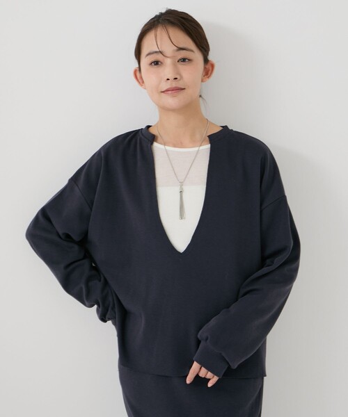 Jayro(ジャイロ)の「キーネック裏シャギートップス(Tシャツ/カットソー・レディース・チャコールグレー/ネイビー/イエロー・M)」の10枚目の写真