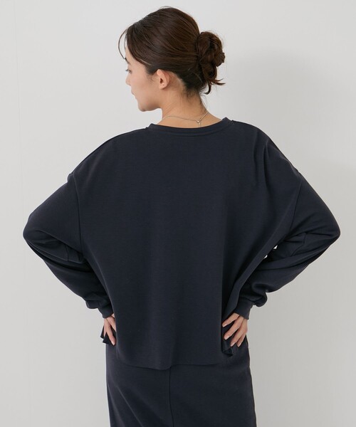 Jayro(ジャイロ)の「キーネック裏シャギートップス(Tシャツ/カットソー・レディース・チャコールグレー/ネイビー/イエロー・M)」の13枚目の写真