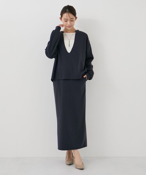 Jayro(ジャイロ)の「キーネック裏シャギートップス(Tシャツ/カットソー・レディース・チャコールグレー/ネイビー/イエロー・M)」の14枚目の写真