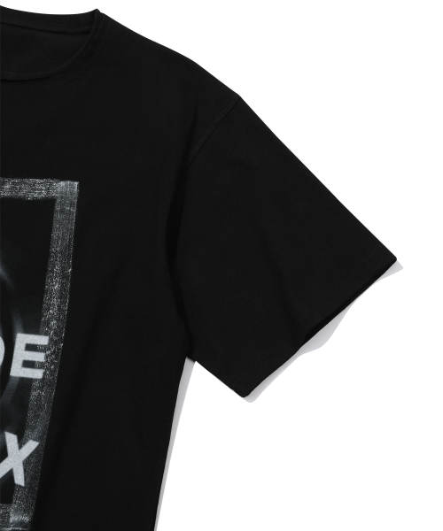 EPISODE UNTITLED(エピソードアンタイトルド)の「ハンドペイントTシャツ_ブラック(Tシャツ/カットソー・レディース・その他・2/3)」の5枚目の写真