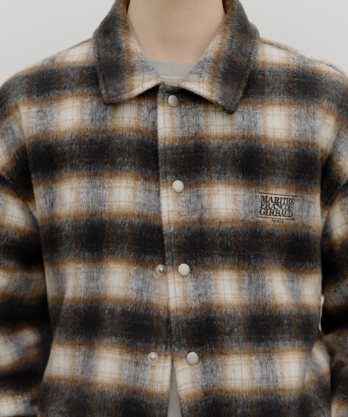 MARITHE + FRANCOIS GIRBAUD(マリテフランソワジルボー)の「CLASSIC LOGO OVERSIZED FLANNEL CHECK SHIRT JACKET(ブルゾン・レディース・Beige/Black・LARGE/MEDIUM/SMALL/X-LARGE)」の6枚目の写真