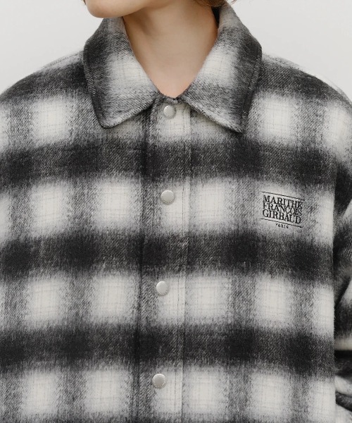 MARITHE + FRANCOIS GIRBAUD(マリテフランソワジルボー)の「CLASSIC LOGO OVERSIZED FLANNEL CHECK SHIRT JACKET(ブルゾン・レディース・Beige/Black・LARGE/MEDIUM/SMALL/X-LARGE)」の16枚目の写真