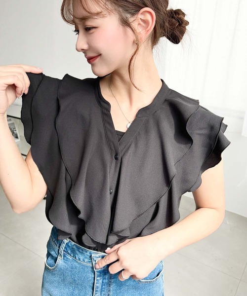 moment+（モーメントプラス）の「厚手シフォンキーネックラッフルフリルブラウス（シャツ/ブラウス・レディース・オフホワイト/ライトベージュ/ブラック/ネイビー・M）」の15枚目の写真