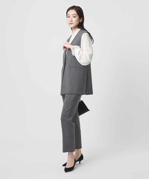 UNITED ARROWS（ユナイテッドアローズ）の「ダブルクロス スリムパンツ ‐ストレッチ ウォッシャブル‐（スラックス・レディース・ネイビー/ダークグレー・40/38/36/34）」の3枚目の写真