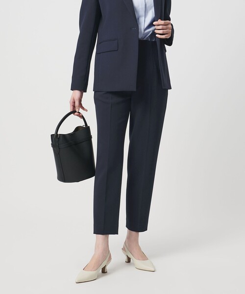 UNITED ARROWS（ユナイテッドアローズ）の「ダブルクロス スリムパンツ ‐ストレッチ ウォッシャブル‐（スラックス・レディース・ネイビー/ダークグレー・40/38/36/34）」の9枚目の写真