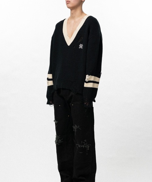 KAMIYA（カミヤ）の「School V-neck Sweater（ニット/セーター・メンズ・ブラック・M/S）」の3枚目の写真