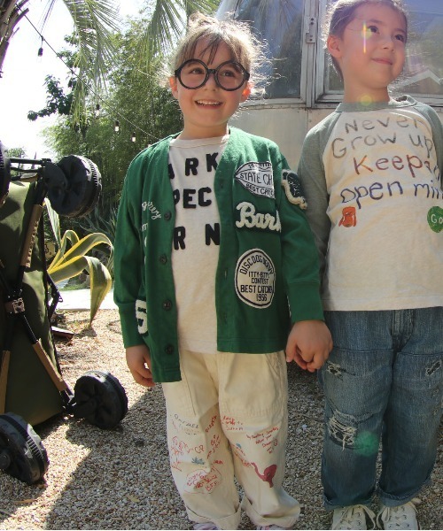 DENIM DUNGAREE(デニムダンガリー)の「Military Backsatin Scribble Pants(その他パンツ・キッズ・オフホワイト・115/105/125)」の4枚目の写真