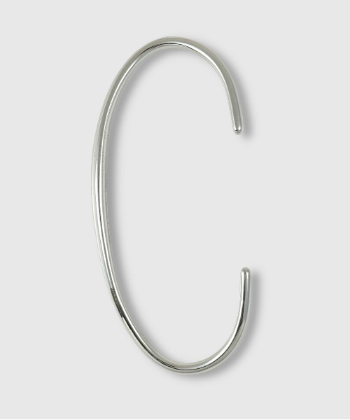 ISOLATION（アイソレーション）の「【ISOLATION / アイソレーション】Curve Palm Bangle /  カーブパームバングル（バングル/リストバンド・レディース・シルバー・S/M/L）」の3枚目の写真