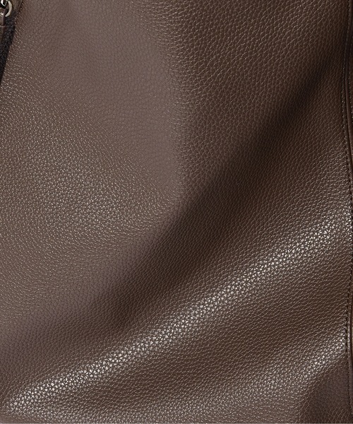 RAGEBLUE（レイジブルー）の「Tassel Zipp Synthetic Leather Tote Bag/タッセルジップ シンセティックレザートートバッグ（トートバッグ・メンズ・ブラウン/ブラック・FREE）」の11枚目の写真