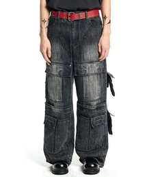 VONVAT（ヴォンバト）の「Maximal Cargo Jeans（デニムパンツ）」