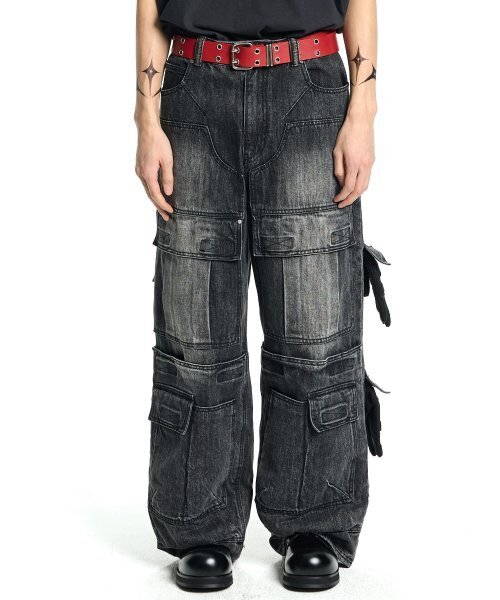 VONVAT(ヴォンバト)の「Maximal Cargo Jeans(デニムパンツ・レディース・その他・1/2)」の1枚目の写真