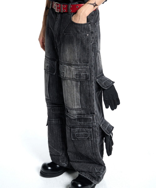 VONVAT(ヴォンバト)の「Maximal Cargo Jeans(デニムパンツ・レディース・その他・1/2)」の4枚目の写真