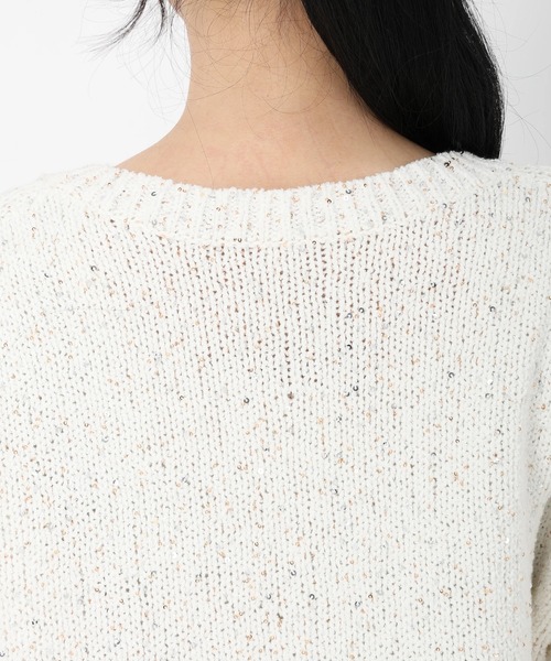 STRAWBERRY-FIELDS（ストロベリーフィールズ）の「シャインコットン_スパンコールニット（ニット/セーター・レディース・オフホワイト・2）」の6枚目の写真