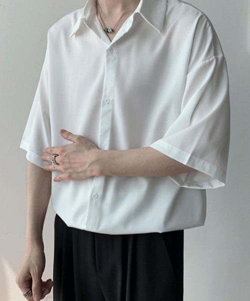 WYZ wear(ダブリューワイジィーウェア)の「オーバーサイズ半袖シャツ/ユニセックス(シャツ/ブラウス・メンズ・チャコールグレー/ブラック/ホワイト・L/M/XL)」の20枚目の写真