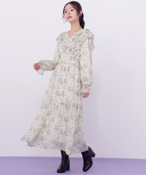 JILL by JILL STUART（ジルバイジルスチュアート）の「花柄ボリュームフリルワンピース（ワンピース・レディース・ホワイト系その他/ブルー系その他/イエロー系その他・FREE）」の16枚目の写真
