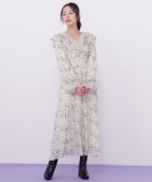 JILL by JILL STUART（ジルバイジルスチュアート）の「花柄ボリュームフリルワンピース（ワンピース・レディース・ホワイト系その他/ブルー系その他/イエロー系その他・FREE）」の18枚目の写真