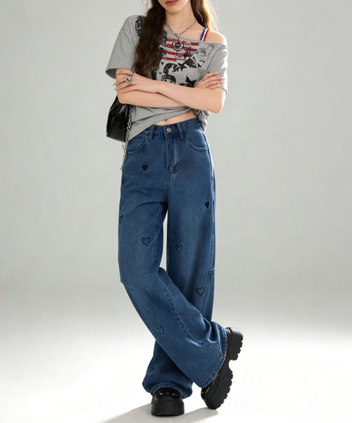 HOOK(フック)の「ハート刺繍 ワイドデニムパンツ(デニムパンツ・レディース・ライトブルー/ネイビー・M/S/L)」の12枚目の写真