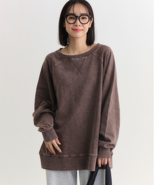 Right-on(ライトオン)の「HONEYSUCKLE ROSE(ハニーサックルローズ)【レディース】【コスパ最強】袖ボリュームオーバーサイズスウェット(スウェット・レディース・ブラック/オフホワイト/ブラウン・M/L/S)」の3枚目の写真