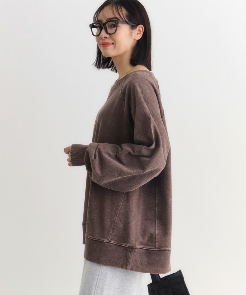Right-on(ライトオン)の「HONEYSUCKLE ROSE(ハニーサックルローズ)【レディース】【コスパ最強】袖ボリュームオーバーサイズスウェット(スウェット・レディース・ブラック/オフホワイト/ブラウン・M/L/S)」の5枚目の写真