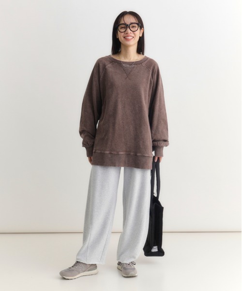 Right-on(ライトオン)の「HONEYSUCKLE ROSE(ハニーサックルローズ)【レディース】【コスパ最強】袖ボリュームオーバーサイズスウェット(スウェット・レディース・ブラック/オフホワイト/ブラウン・M/L/S)」の7枚目の写真