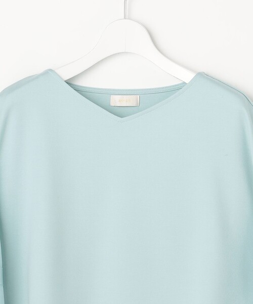 ANY SIS(エニィスィス)の「ゆるVネックチュールフリル袖 プルオーバー(Tシャツ/カットソー・レディース・スカイブルー系/ライトグリーン系/ホワイト系/ブラック系・MEDIUM)」の19枚目の写真