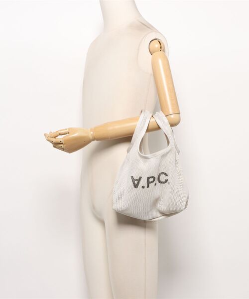 A.P.C.（アーペーセー）の「SHOPPING REBOUND MINI（トートバッグ・メンズ・オフホワイト/ブラック・ONESIZE）」の6枚目の写真