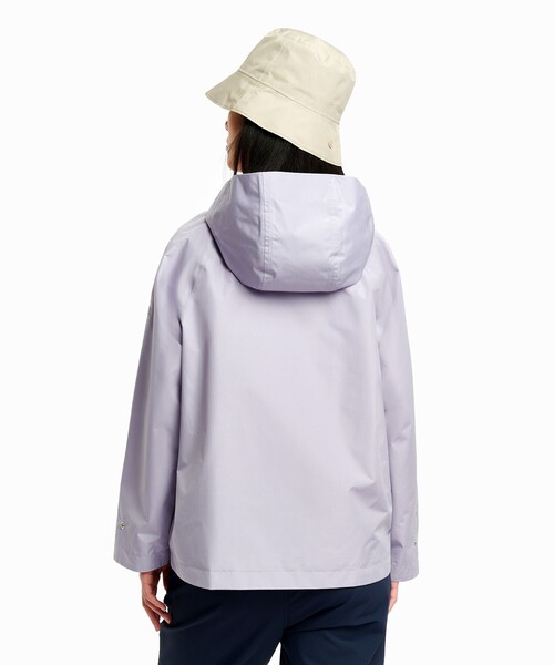 AIGLE（エーグル）の「防風 透湿 防水 GORE-TEX ゴアテックス ショートトレンチコート / フード取り外し可（トレンチコート・レディース・ブラウン/ベージュ/パープル/ブラック・34/36/40/38/42）」の11枚目の写真