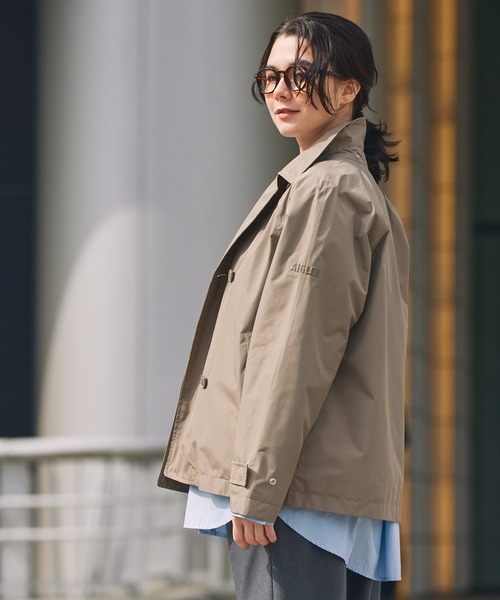 AIGLE（エーグル）の「防風 透湿 防水 GORE-TEX ゴアテックス ショートトレンチコート / フード取り外し可（トレンチコート・レディース・ブラウン/ベージュ/パープル/ブラック・34/36/40/38/42）」の21枚目の写真