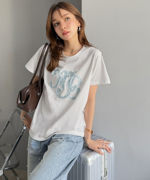 mily bilet（ミウィビレット）の「【mily bilet】1枚でサマになる。レースの透け感と光沢が魅力のレースワッペンTシャツ（半袖）（Tシャツ/カットソー・レディース・チャコール/ライトグレー/ホワイト・SMALL/X-LARGE/LARGE/MEDIUM）」の14枚目の写真