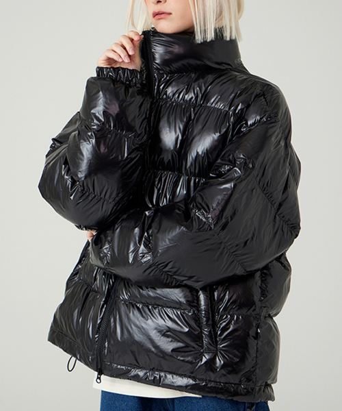アーバンエイジ ベーシック 2WAY ショートパディング_グロッシーブラック
