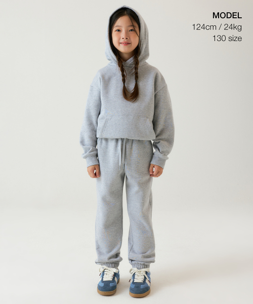 MUSINSA STANDARD KIDS（ムシンサスタンダードキッズ）の「起毛オーバーサイズフードパーカー[ミディアムグレー]（パーカー・レディース・その他・100/110/120/130/140/150）」の2枚目の写真
