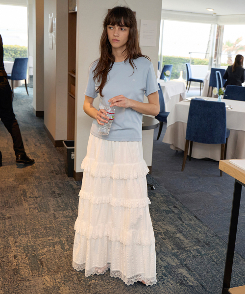 セール】Eyelet Tiered Maxi Skirt - Off White（スカート）｜LEVAR