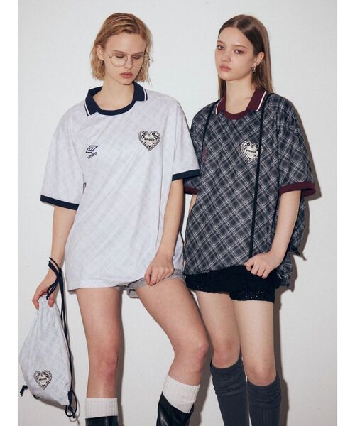 UMBRO（アンブロ）の「【UMBRO×EMODA】オーバーボクシーTシャツ（Tシャツ/カットソー・レディース・アイボリー/ブラック・FREE）」の12枚目の写真