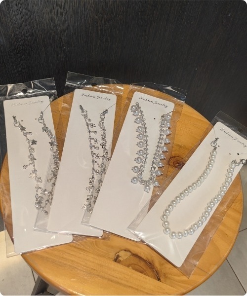 I.O.E(アイオイ)の「ビジューデザインシューズチャーム(シューズ小物/雑貨・レディース・B/A/C/D・FREE)」の6枚目の写真