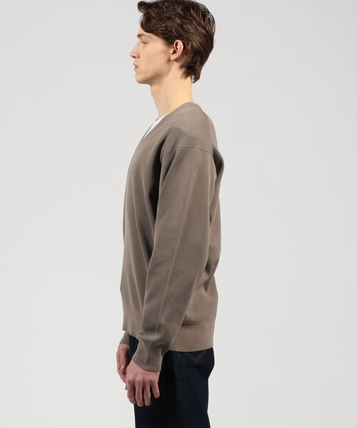 TOMORROWLAND （トゥモローランド）の「TOMORROWLAND tricot コットンポリエステルプレーティング  Vネックニット（ニット/セーター・メンズ・グレイッシュベージュ/ブラック/ライトカーキ/ライトグレー・L/M/S）」の7枚目の写真