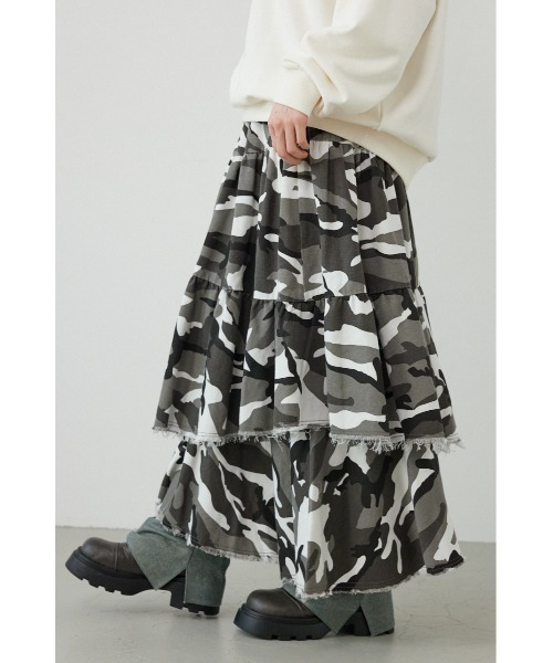 RODEO CROWNS WIDE BOWL（ロデオクラウンズワイドボウル）の「CAMOランダムティアードスカート（スカート・レディース・ブラック系その他/カモフラージュ・FREE）」の4枚目の写真
