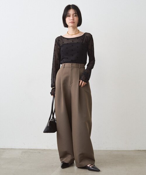 LOUNGEDRESS（ラウンジドレス）の「モノグラムシアープルオーバー（Tシャツ/カットソー・レディース・ベージュ/ブラック・FREE）」の3枚目の写真