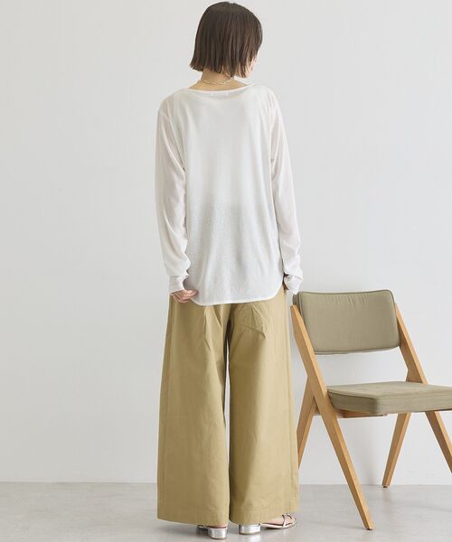 AMERICAN HOLIC（アメリカンホリック）の「ラウンドカットシアープルオーバー（Tシャツ/カットソー・レディース・チャコールグレー/オフホワイト/グレイッシュベージュ/ライトイエロー・FREE）」の9枚目の写真