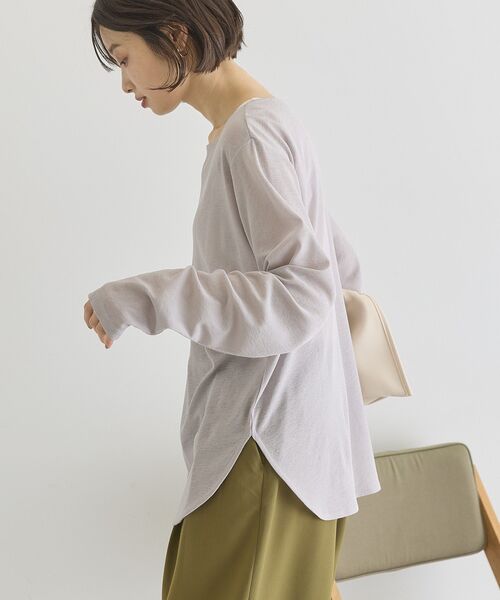 AMERICAN HOLIC（アメリカンホリック）の「ラウンドカットシアープルオーバー（Tシャツ/カットソー・レディース・チャコールグレー/オフホワイト/グレイッシュベージュ/ライトイエロー・FREE）」の18枚目の写真