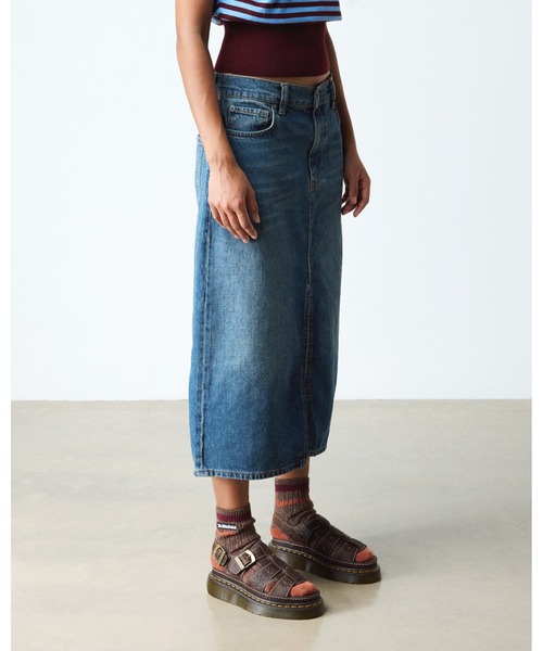 Dr. Martens(ドクターマーチン)の「Dr. Martens/ドクターマーチン WRENLIE オープン フラワー サンダル 42339200(サンダル・メンズ・ブラウン・UK9/UK8/UK7/UK6/UK5/UK4/UK3)」の4枚目の写真