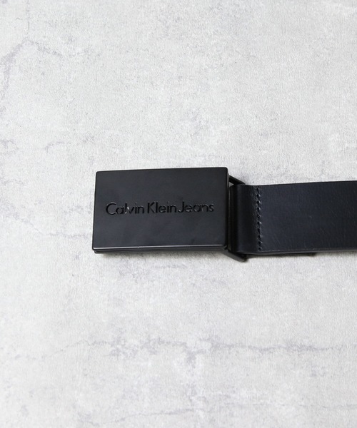 Calvin Klein（カルバン・クライン）の「Calvin Klein ロゴバックルベルト（ベルト・メンズ・ブラック・SMALL/MEDIUM）」の6枚目の写真