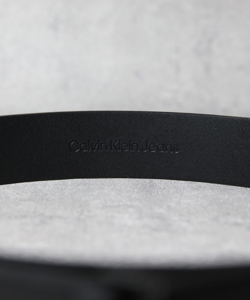 Calvin Klein（カルバン・クライン）の「Calvin Klein ロゴバックルベルト（ベルト・メンズ・ブラック・SMALL/MEDIUM）」の8枚目の写真