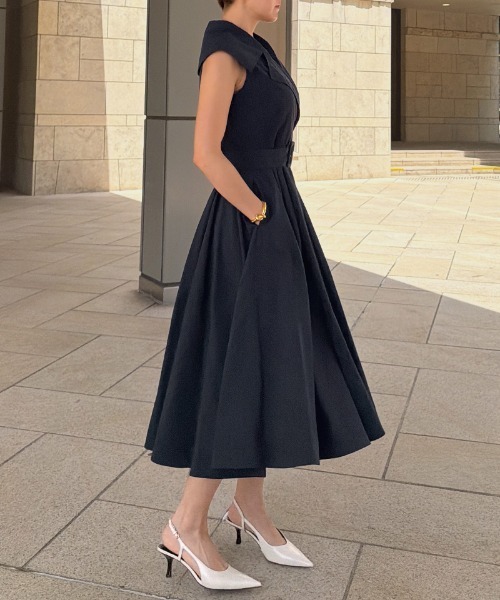 JENNE（ジェンヌ）の「エアリーライトサマートレンチワンピース＜軽量・クール素材＞（ワンピース・レディース・ブラック/ホワイト/ネイビー・MEDIUM/LARGE/SMALL）」の16枚目の写真