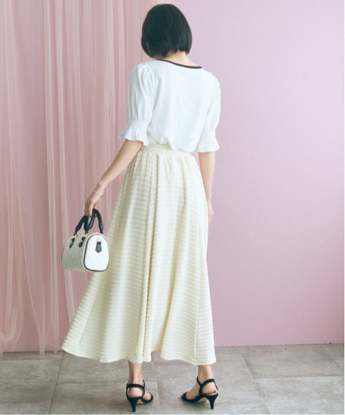 marun(マルン)の「<大きいサイズ>キャンディースリーブ風デザインカットソー marun(Tシャツ/カットソー・レディース・ミント/オフホワイト・L/LL/3L/4L/5L)」の9枚目の写真